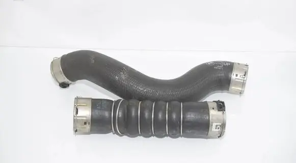 BMW 5 G30 G31 G38 Intercooler hose/pipe 8580081 8580080 11618580081