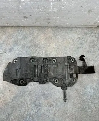BMW X5 F15 Engine mounting bracket 8506863 11168506863