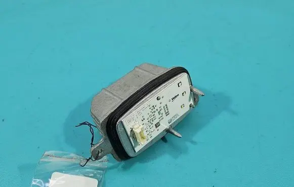 Renault Megane IV LED ballast control module B010342-3 IMPRK1513538