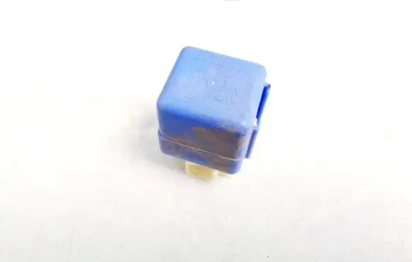 Land Rover Freelander 2 - LR2 Other relay 2523079981