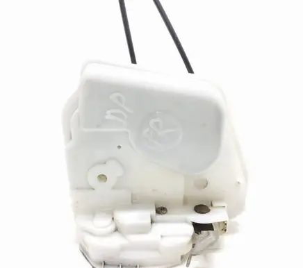Mazda 6 Front door lock 8G24A0365