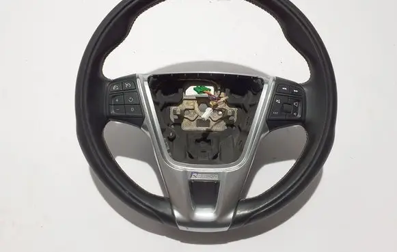 Volvo V40 Steering wheel 31332927