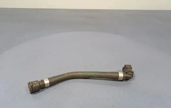 BMW 7 G11 G12 Engine coolant pipe/hose 8572907