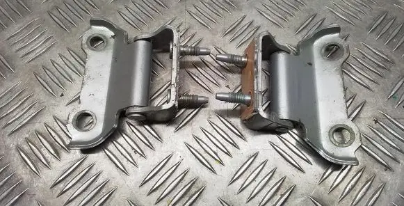 Lexus NX Tailgate/trunk/boot hinge