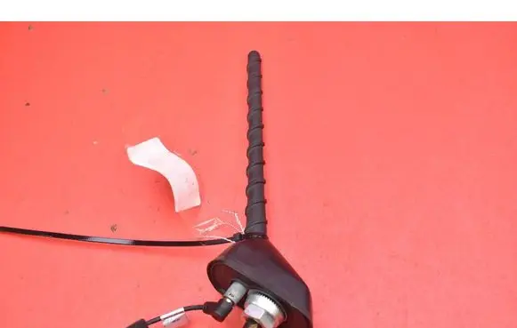 Hyundai ix35 Aerial GPS antenna V305228E