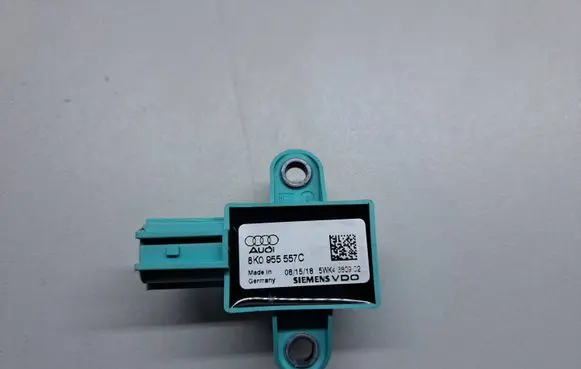 Audi A4 S4 B8 8K Airbag deployment crash/impact sensor 8K0955557C 5WK4380902