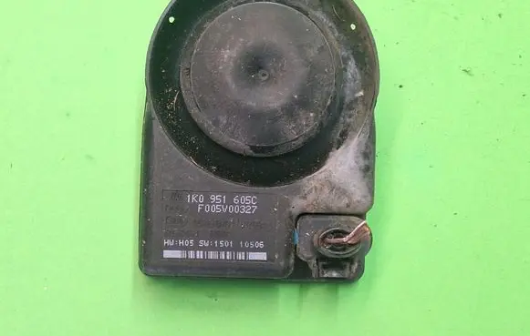 Alarm system siren