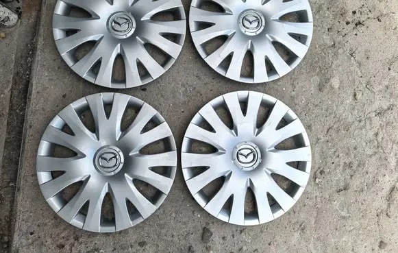 Mazda 6 R16 wheel hub/cap/trim GS1D37170