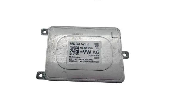 Volkswagen PASSAT B8 Central body control module 95C941571H 950941571H