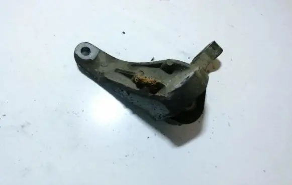 Ford Focus Engine mounting bracket 3m516p093ae