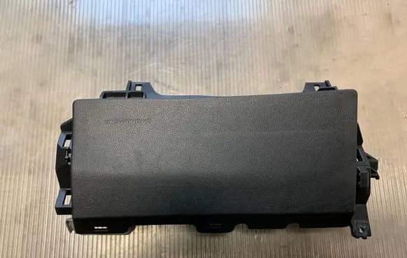 Subaru Outback (BT) Knee airbag WQZ00053883
