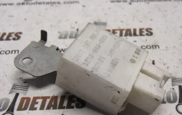 Mazda 6 Alarm relay 3213653020