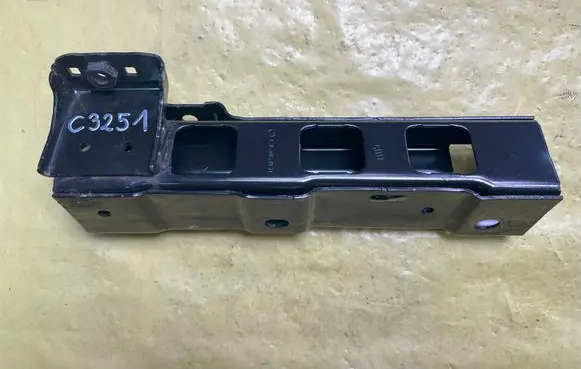 Mercedes-Benz C W204 Tie down hook / loop A2046840131