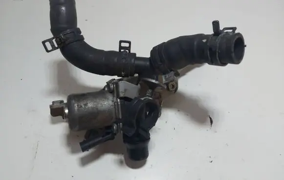 Mercedes-Benz C W204 Coolant heater control valve A65120000