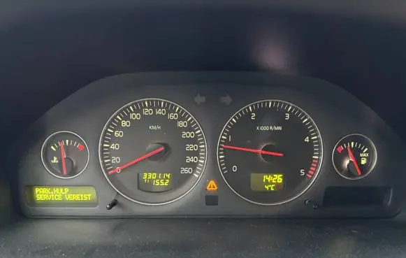 Volvo S60 Speedometer (instrument cluster) 30746102 8602885 69594700T