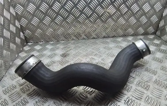 Mercedes-Benz CLS C219 Intercooler hose/pipe