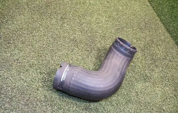 Iveco Daily 6th gen Engine coolant pipe/hose 5801414272