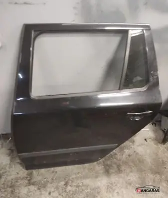 Skoda Octavia Mk2 (1Z) Rear door 