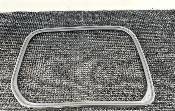 Ford Transit - Tourneo Connect Rubber seal sliding door window/glass 