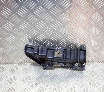 BMW 2 F22 F23 Front bumper mounting bracket