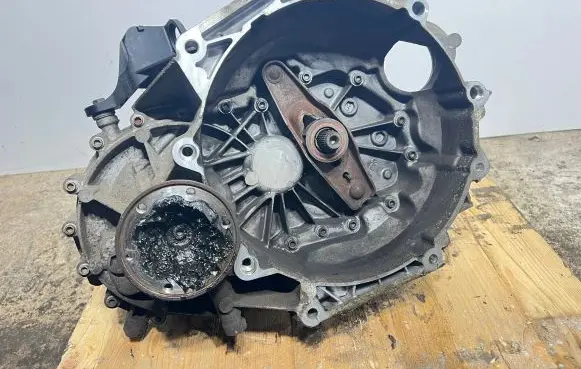 Seat Leon (5F) Manual 6 speed gearbox PRL
