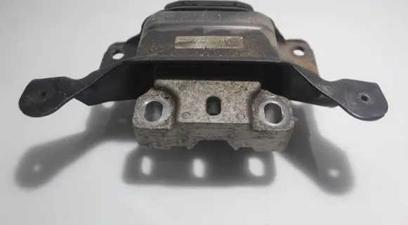 Skoda Octavia Mk3 (5E) Gearbox mounting bracket 5Q0199555BG