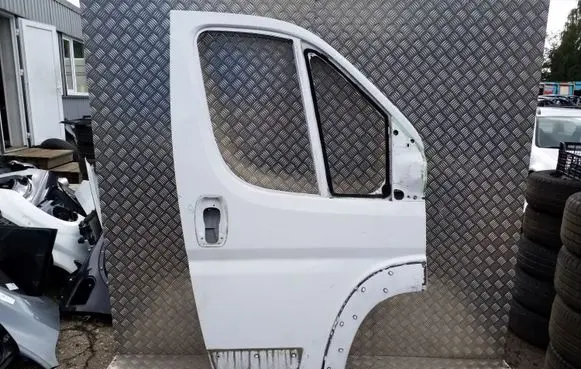 Fiat Ducato Front door