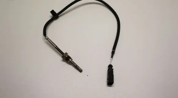 Audi A6 S6 C6 4F Exhaust gas temperature sensor 059906088AT