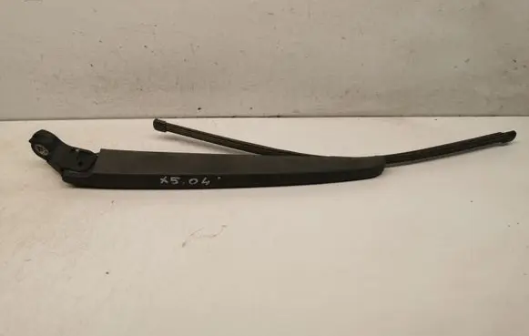 BMW X5 E53 Rear wiper blade arm