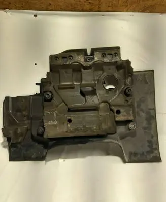 Toyota Avensis T250 Engine cover (trim) 126110G020 TUY0TA