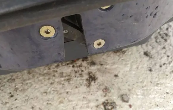Mitsubishi Space Star Front door lock