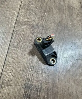 Mercedes-Benz ML W164 Acceleration sensor 0045423518 05W30