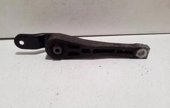 Audi Q3 8U Engine mount bracket 7N0199855A