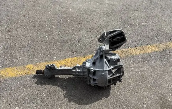 Dodge RAM Front differential P68441650AB