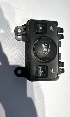 Ford C-MAX II Seat heating switch AM5T19K314AC