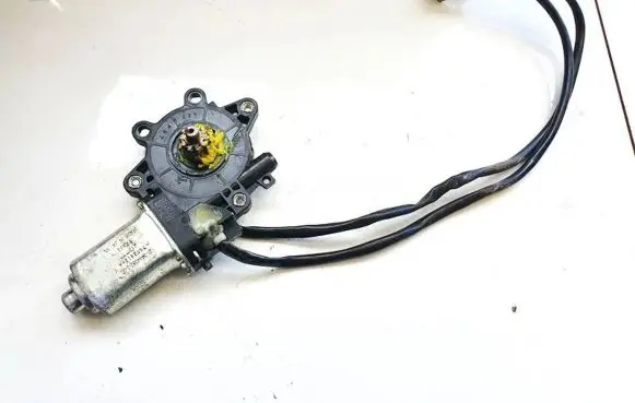 Subaru Forester SF Seat adjustment motor 1658412a
