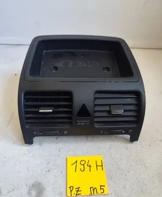 Volkswagen Golf V Dash center air vent grill 1K0819743B