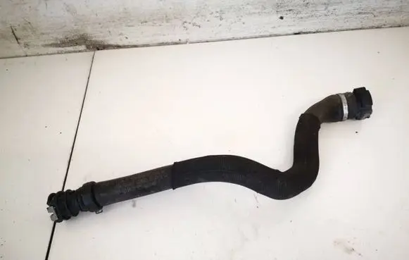 Peugeot 3008 I Engine coolant pipe/hose 9684684180