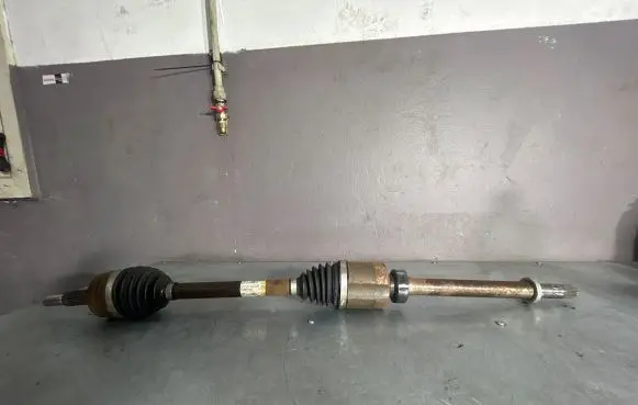 Renault Captur II Front driveshaft 391007420R EBJ95MBP512