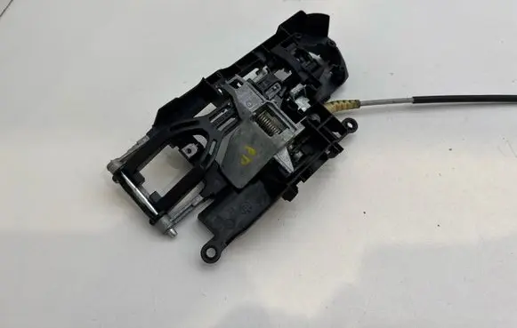 BMW 5 F10 F11 Front door exterior handle/bracket X4718722814