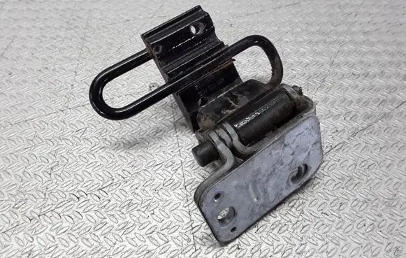 Audi A6 S6 C5 4B Rear door lower hinge 4B0833412E