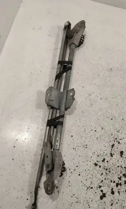 Mitsubishi Lancer Front wiper linkage 