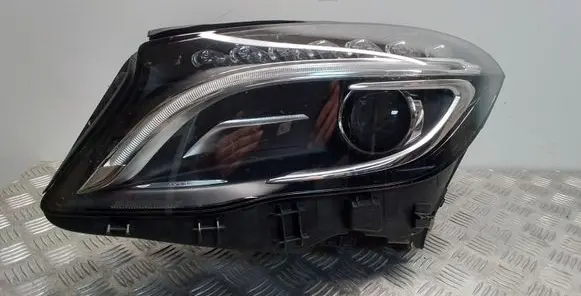 Mercedes-Benz GLA W156 Headlight/headlamp A1569061700