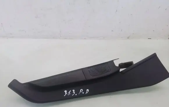 Front door high frequency speaker