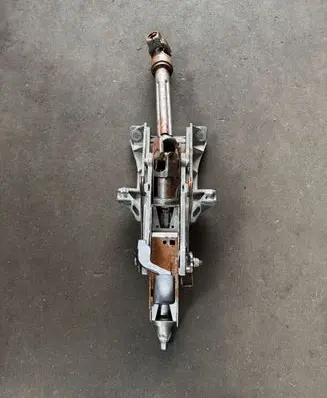 Steering wheel axle