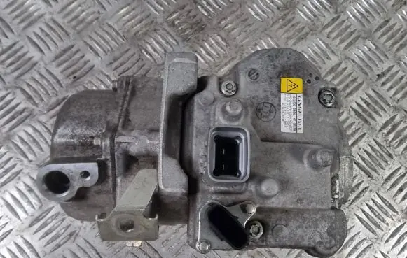 Lexus RX 450H Air conditioning (A/C) compressor (pump) 0422000464