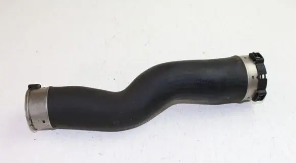 BMW 5 F10 F11 Intercooler hose/pipe 7810614
