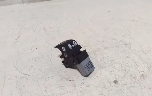 Seat Altea XL Electric window control switch 7L6959855B