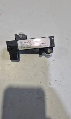 Ford Mustang VI Aerial antenna amplifier DS7T15603CA