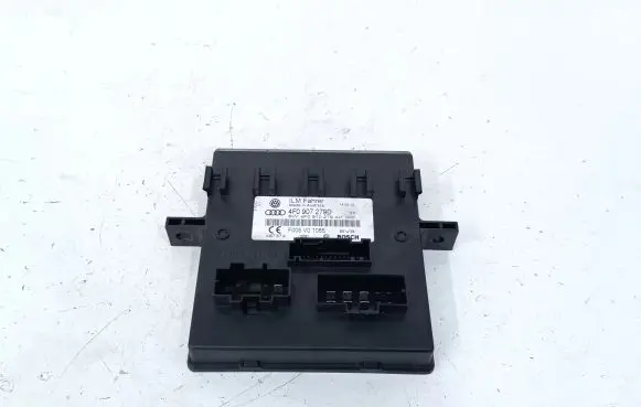 Audi Q7 4L Comfort/convenience module 4F0907279D F005V01085